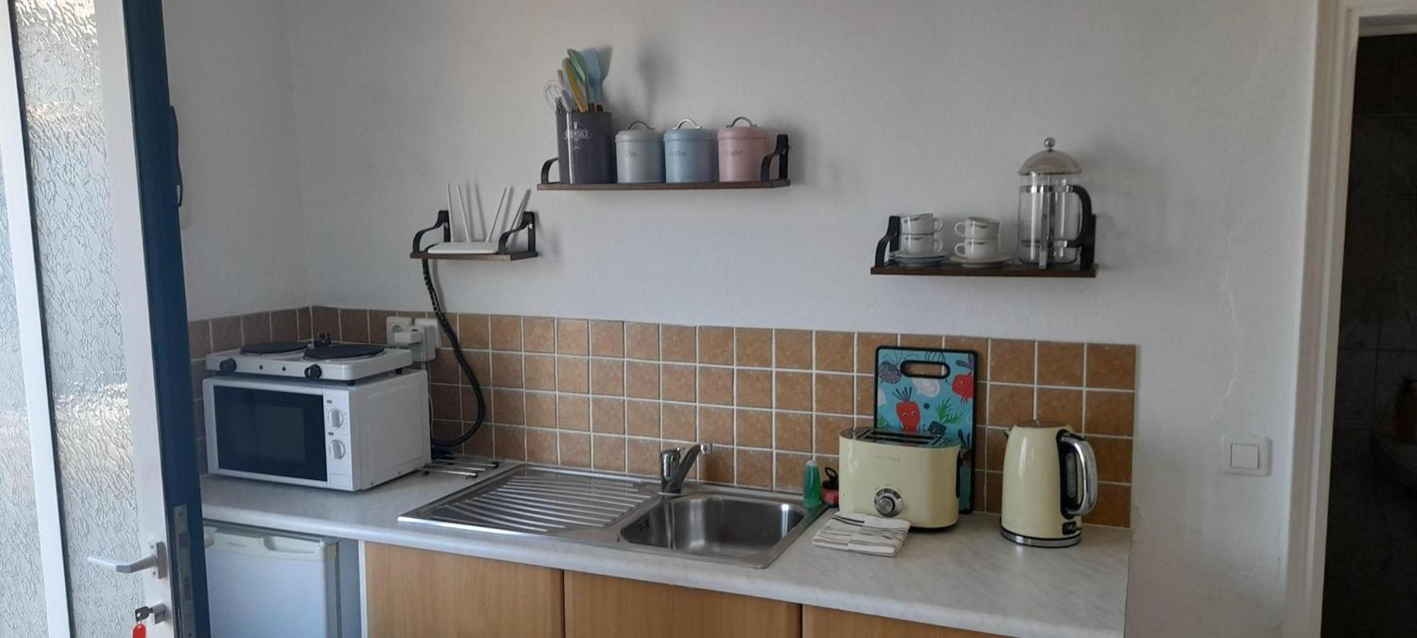 Lovely Studio In Strinilas With Its Own Pool Zewnętrze zdjęcie